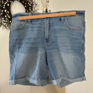EUC Hollister Mid-Rise Shorts